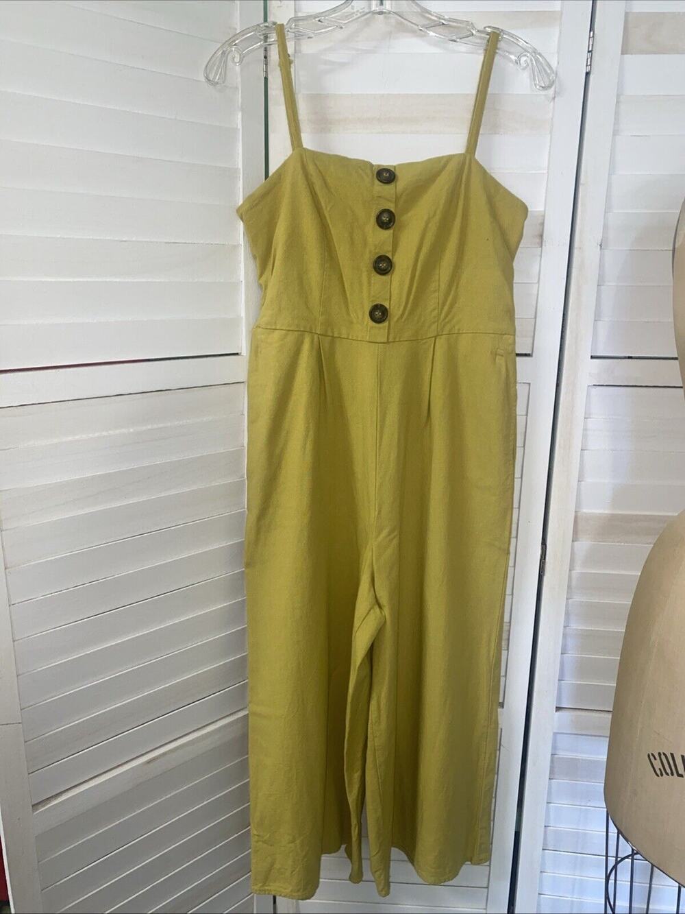 J Glee Women’s One Piece Romper Jumper Pants Yellow Rayon Blend Size Medium